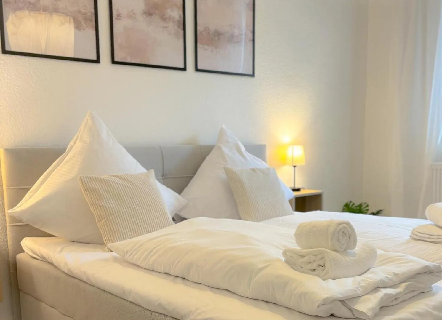 Helles City Apartment Fuer Familien & Gruppen Neu-Ulm 0*,